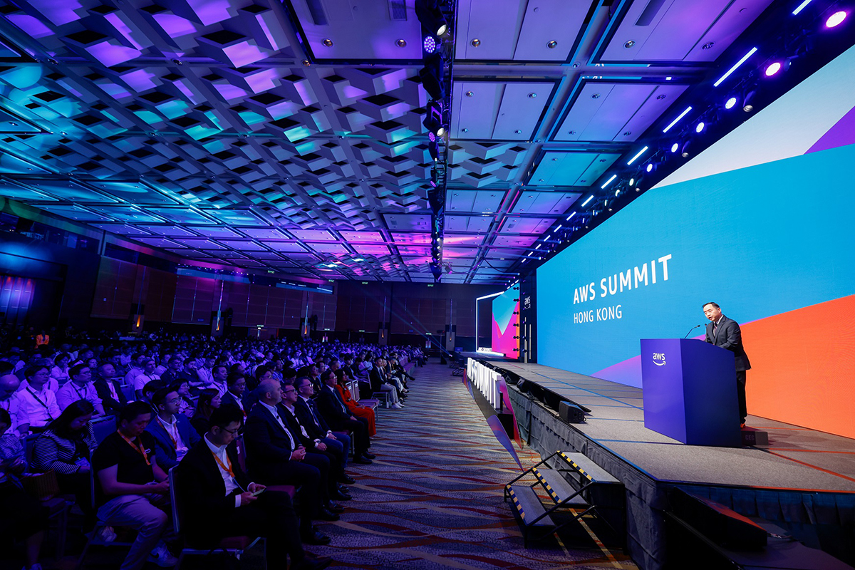 Ir Tony Wong, Commissioner for Digital Policy, delivered a speech at the “AWS Summit Hong Kong 2025”.