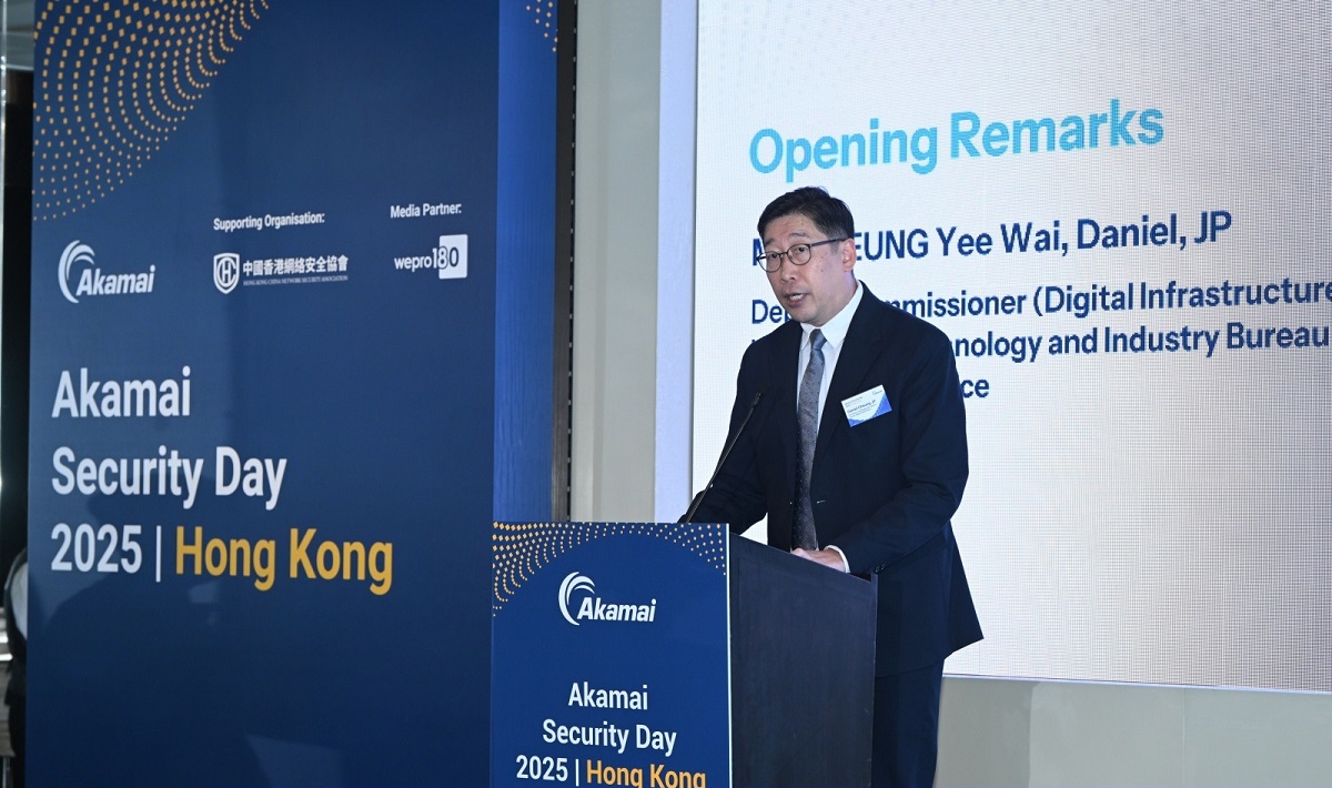 Mr Daniel Cheung, Deputy Commissioner (Digital Infrastructure), delivered an opening remarks at the “Akamai Hong Kong Security Day 2025”