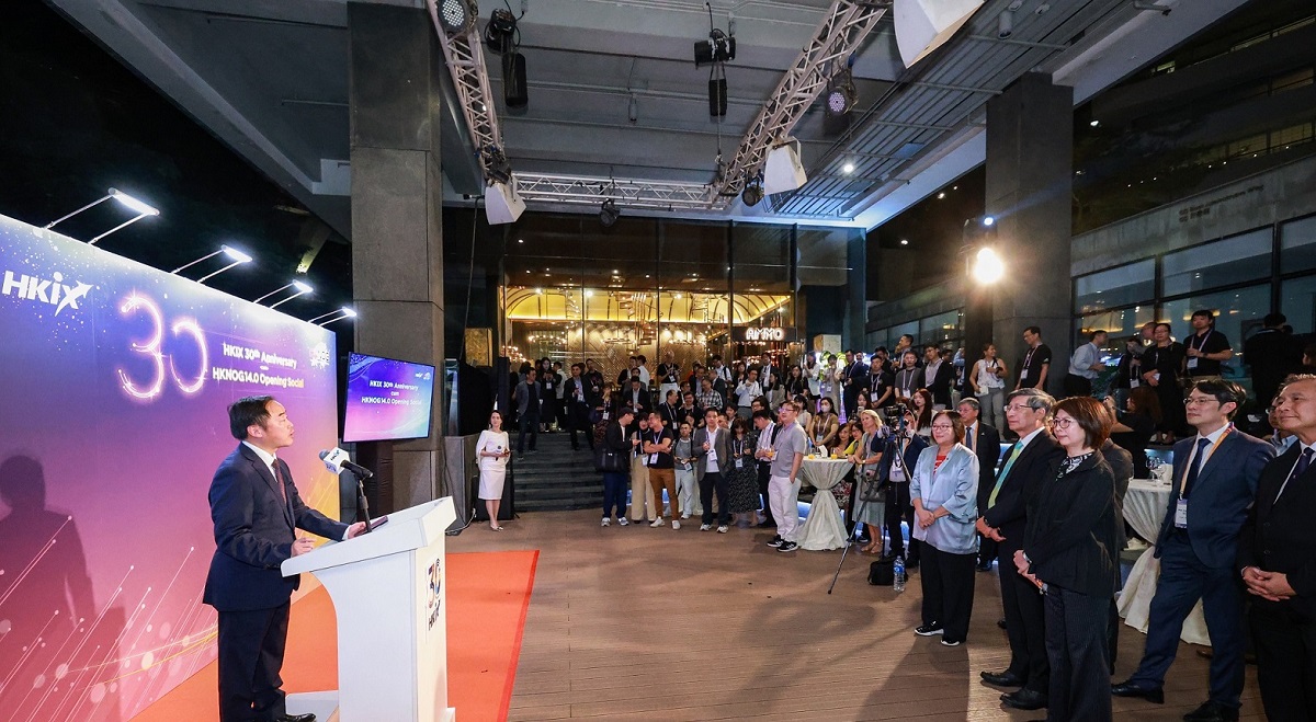 Ir Tony Wong, Commissioner for Digital Policy, delivered opening remarks at the “Hong Kong Internet Exchange’s 30th Anniversary Reception”.