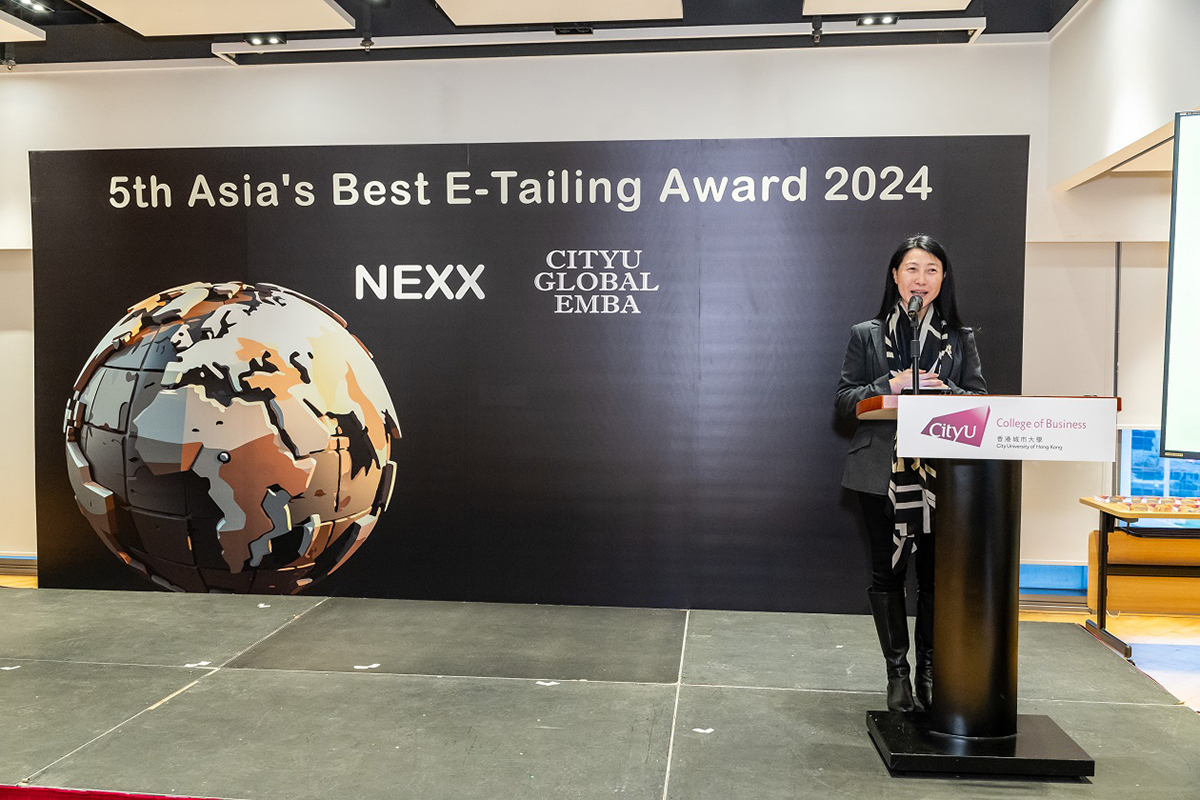 助理數字政策專員（內地及產業合作）胡曄女士於「第五屆 Asia’s Best E-Tailing Awards」致辭。